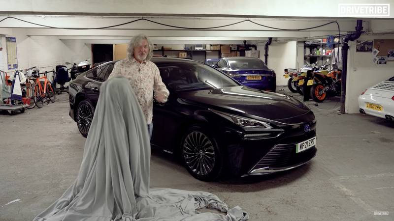  James May gets yet another Hydrogen Powered Mirai - image 998836