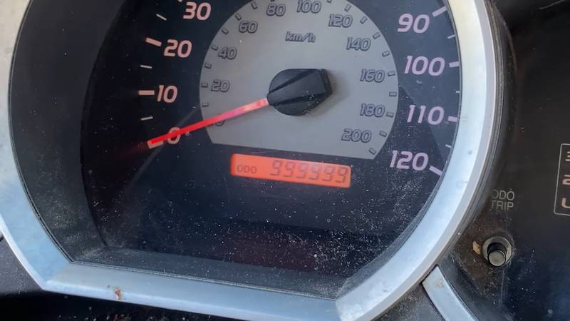 This Toyota Tacoma Has Driven 1.5 Million Miles, But There's A Catch - image 1000532
